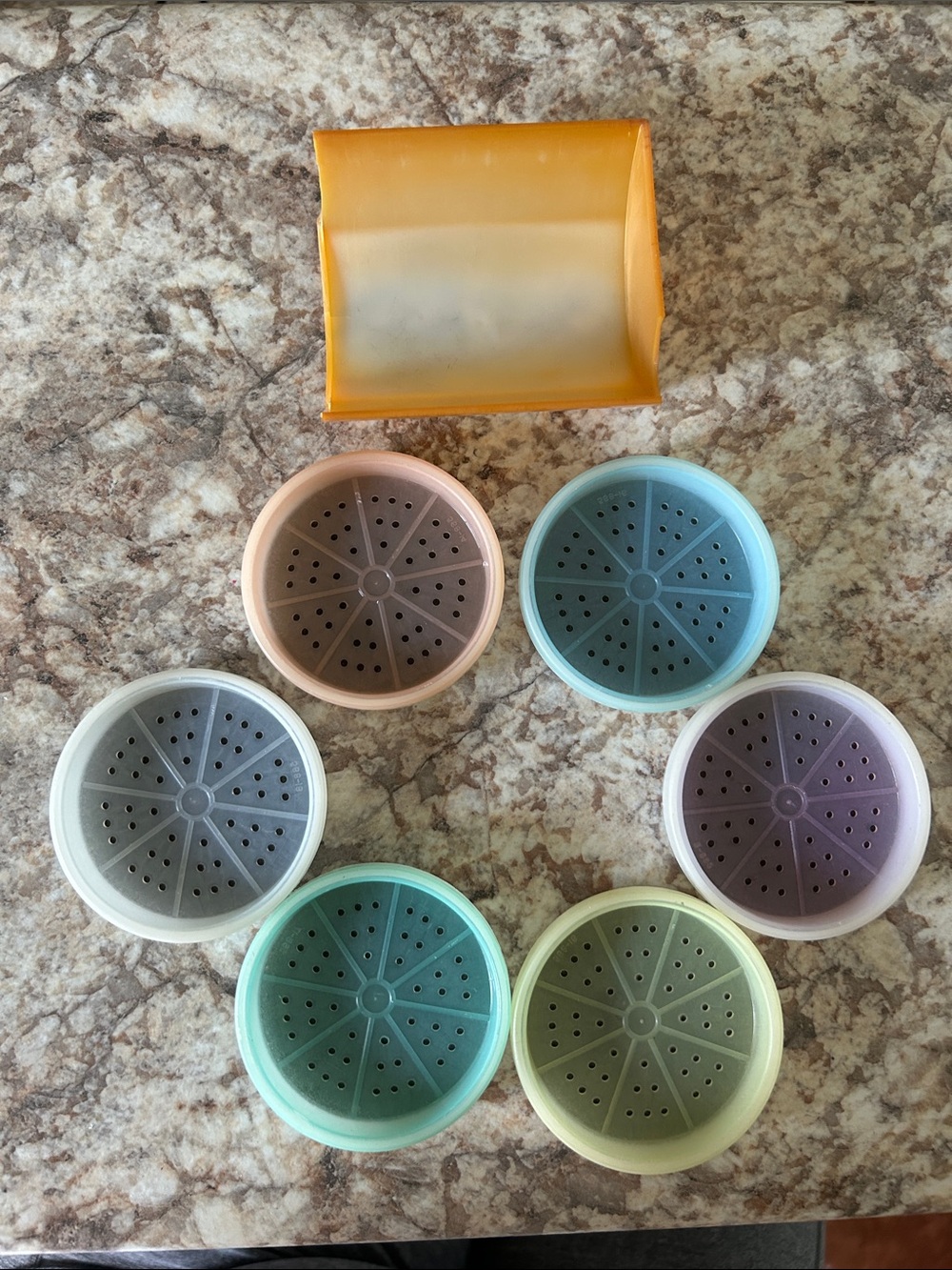 Vintage Tupperware Wagon Wheel Coasters holder included but broken